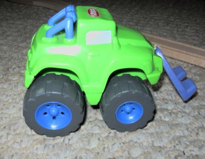 Лот: 4916439. Фото: 1. Машинка Playskool (тарахтит и... Машины и техника