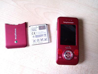 Лот: 5704022. Фото: 1. sony ericsson W580i. Кнопочные мобильные телефоны