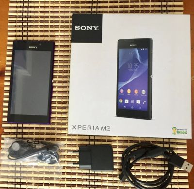 Лот: 8578433. Фото: 1. Телефон Sony Xperia M2 + чехлы. Кнопочные мобильные телефоны