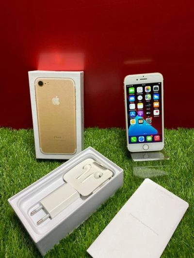 Лот: 17387272. Фото: 1. Смартфон Apple iPhone 7 128GB... Смартфоны