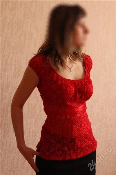 Лот: 1338176. Фото: 1. продам красную топ-блузку. Пиджаки, жакеты, жилеты
