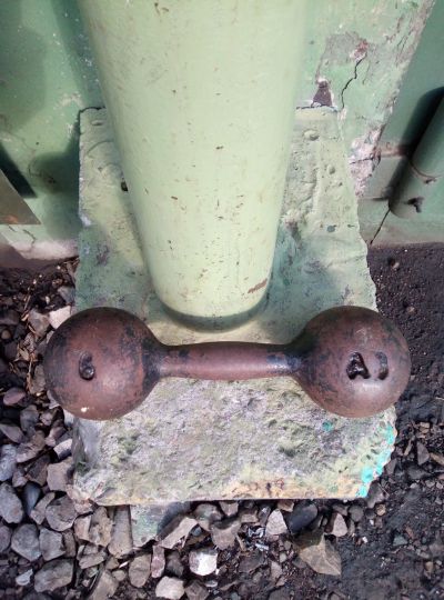 Лот: 25240642. Фото: 1. Гантеля 6 кг. Гантели