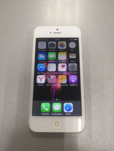 Лот: 19602570. Фото: 1. IPhone 5 16Gb. Смартфоны