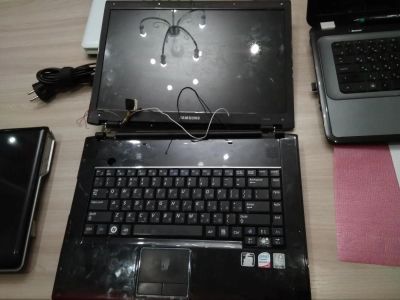 Лот: 11583976. Фото: 1. Ноутбук Samsung (9338). Ноутбуки