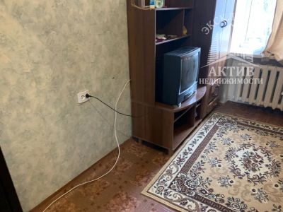 Лот: 20501367. Фото: 1. Комната с мебелью и водопроводом... Квартиры, студии