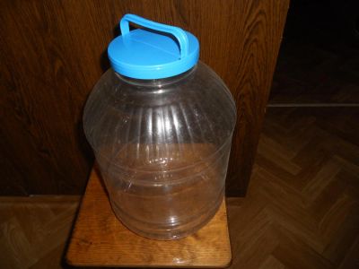 Лот: 5813439. Фото: 1. Бутыль пластиковая. Кружки, стаканы, бокалы