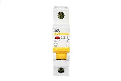 Лот: 20269845. Фото: 1. Выключатель автоматический IEK... Автоматы, пакетники, предохранители