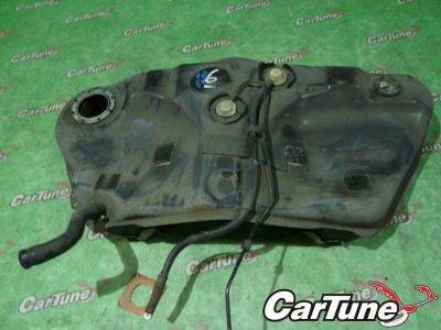 Лот: 10538389. Фото: 1. бензобак R toyota aristo JZS161... Топливная система