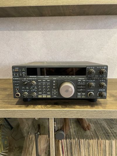 Лот: 23338023. Фото: 1. Кв трансивер Kenwood TS-850S... Рации, радиостанции