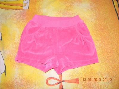 Лот: 2517579. Фото: 1. Шорты велюровые. Брюки, шорты, джинсы
