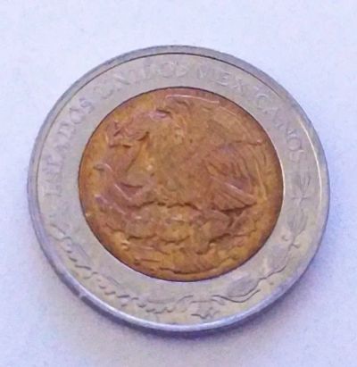Лот: 25190251. Фото: 1. Мексика 1 песо 2010. Америка