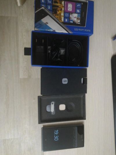 Лот: 6486741. Фото: 1. Nokia Lumia 925. Смартфоны