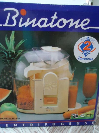 Лот: 3085668. Фото: 1. Соковыжималка Binatone. Кухонная