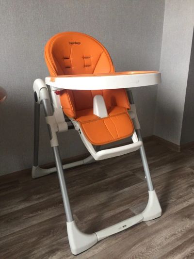 Лот: 9397612. Фото: 1. Стульчик для кормления Peg Perego... Стульчики для кормления