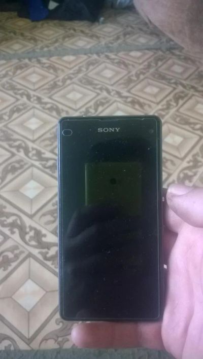 Лот: 7633190. Фото: 1. Обменяю Xperia Z1 Compact. Смартфоны
