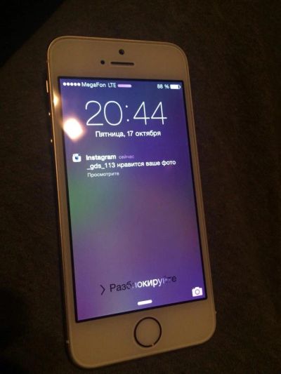 Лот: 4632316. Фото: 1. Iphone 5s gold, 16g. Смартфоны