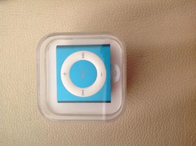 Лот: 4417108. Фото: 1. Плеер IPod Shuffle. Плееры