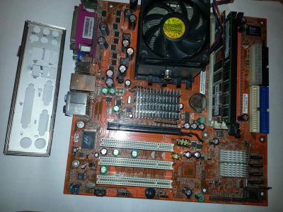 Лот: 4537140. Фото: 1. Foxconn 6150K8MA-8EKRS + Athlon64... Материнские платы