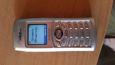 Лот: 11954745. Фото: 1. Мобильный телефон Samsung C100... Кнопочные мобильные телефоны