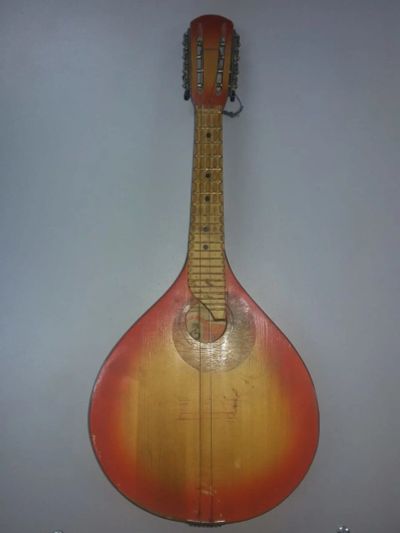 Лот: 12635385. Фото: 1. Балалайка 2. Другие струнные