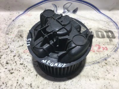 Лот: 21716962. Фото: 1. мотор печки Renault Megane BM. Двигатель и элементы двигателя