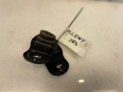 Лот: 23272451. Фото: 1. крепление радиатора Hyundai Accent... Двигатель и элементы двигателя