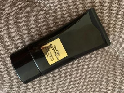 Лот: 17709964. Фото: 1. Лосьон для тела Tom Ford. Уход за телом