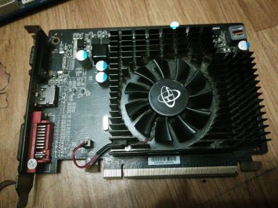 Лот: 12805540. Фото: 1. Видеокарта AMD Radeon HD 6670. Видеокарты