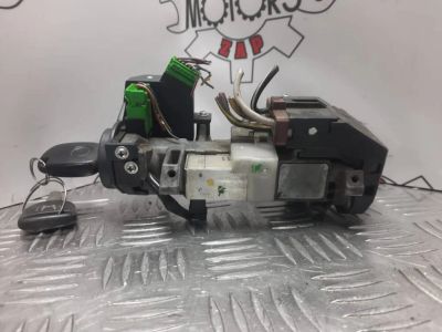 Лот: 18795633. Фото: 1. Замок зажигания Honda Fit GD1... Двигатель и элементы двигателя