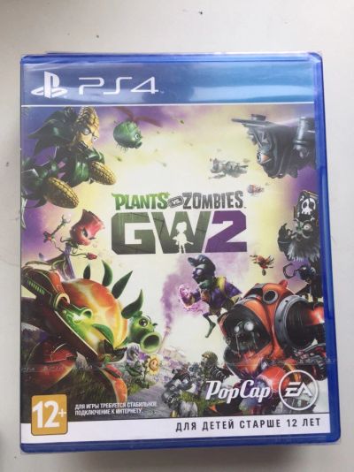 Лот: 10255385. Фото: 1. Plants vs Zombies 2 новый в упаковке. Игры для консолей