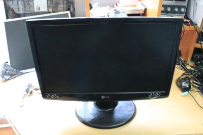Лот: 4435198. Фото: 1. Монитор LG W2044se А7020. ЖК-мониторы