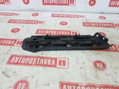Лот: 20898681. Фото: 1. Клипса бампера Volkswagen Touran... Кузов