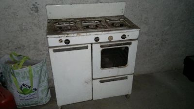 Лот: 4608382. Фото: 1. Плита газовая. Плиты, духовые шкафы, варочные поверхности