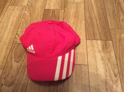 Лот: 7148755. Фото: 1. Бейсболка Adidas. Головные уборы