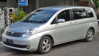 Лот: 14905139. Фото: 1. Куплю toyota isis. Автомобили
