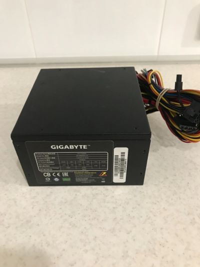 Лот: 18300612. Фото: 1. блок питания gigabyte 500w. Корпуса, блоки питания