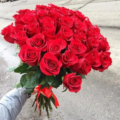 Лот: 9415286. Фото: 1. 45 красных роз 60 см. Свежие цветы