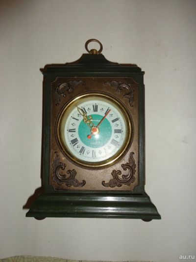 Лот: 13014964. Фото: 1. Настольные часы "Янтарь",из СССР... Оригинальные наручные часы