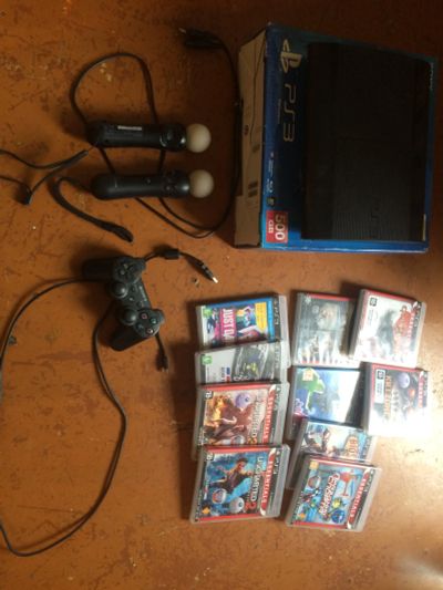 Лот: 11612863. Фото: 1. PS3 PlayStation 3 + 13 игр + 2... Игры для консолей