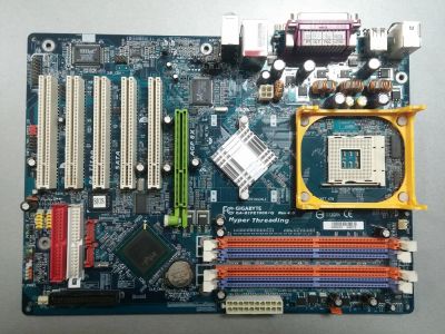 Лот: 5308439. Фото: 1. Материнская плата Gigabyte GA-8IPE1000-G... Материнские платы