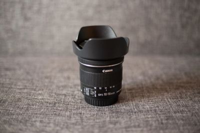 Лот: 16369619. Фото: 1. Canon EF-S 10-18mm f/4.5-5.6 IS... Объективы