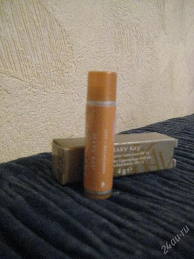 Лот: 88778. Фото: 1. Защитная губная помада с SPF 15... Уход за лицом 