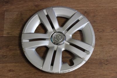 Лот: 17532271. Фото: 1. Колпак Toyota R-15 б/у r-15. Колпаки