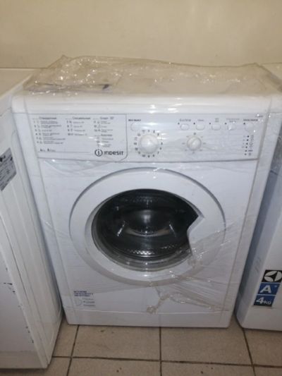Лот: 14544839. Фото: 1. Стиральная машина Indesit IWUB... Стиральные машины