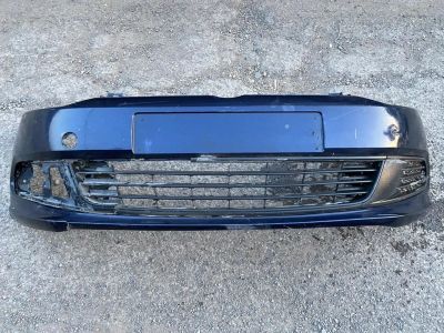 Лот: 15883816. Фото: 1. Предний бампер Volkswagen Polo. Кузов