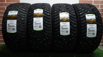 Лот: 23565375. Фото: 1. Зимняя резина 225/45 R-17 "Ikon... Шины