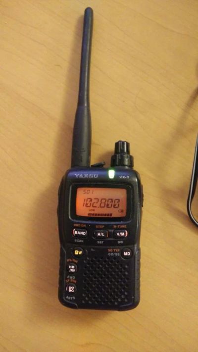 Лот: 7148057. Фото: 1. Yaesu VX-2R. Рации, радиостанции