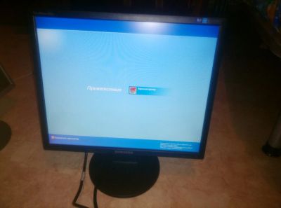 Лот: 7038452. Фото: 1. Черный ЖК Монитор 19" Samsung... ЖК-мониторы