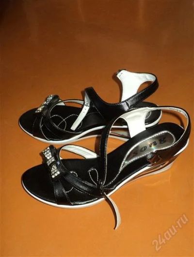 Лот: 1274513. Фото: 1. Босоножки черные с бантиком, новые... Босоножки