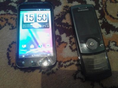 Лот: 8790058. Фото: 1. Два телефона HTC incredible s... Кнопочные мобильные телефоны